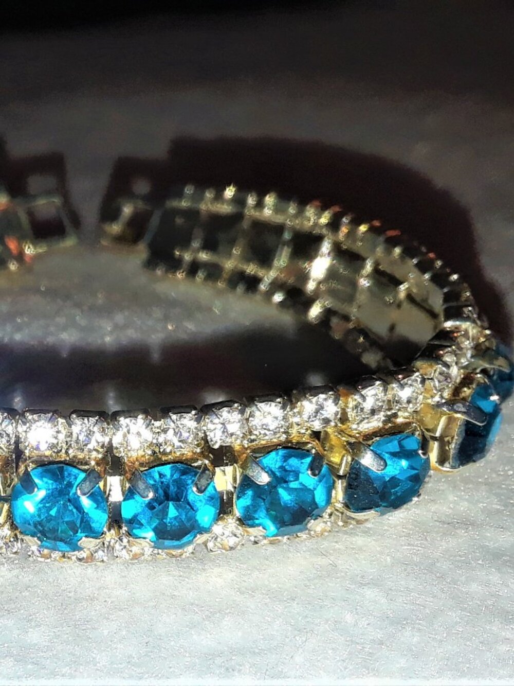 Brand New Luxury London Blue & White CZ Tennis Bracelet - Picture 4 of 12